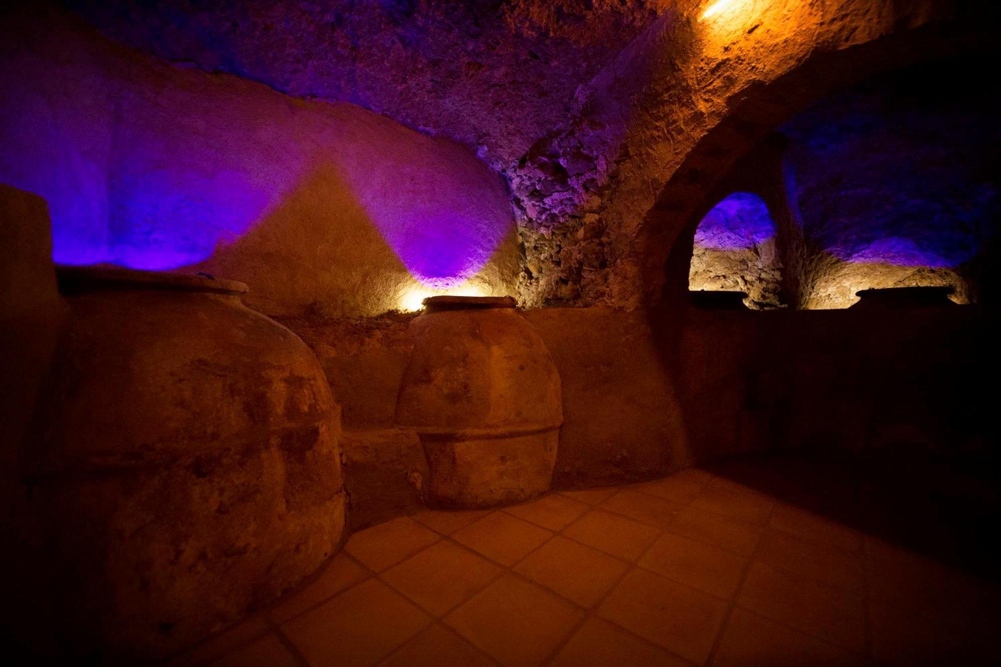 Apartamentos Turisticos La Bodegueta Utiel Dış mekan fotoğraf