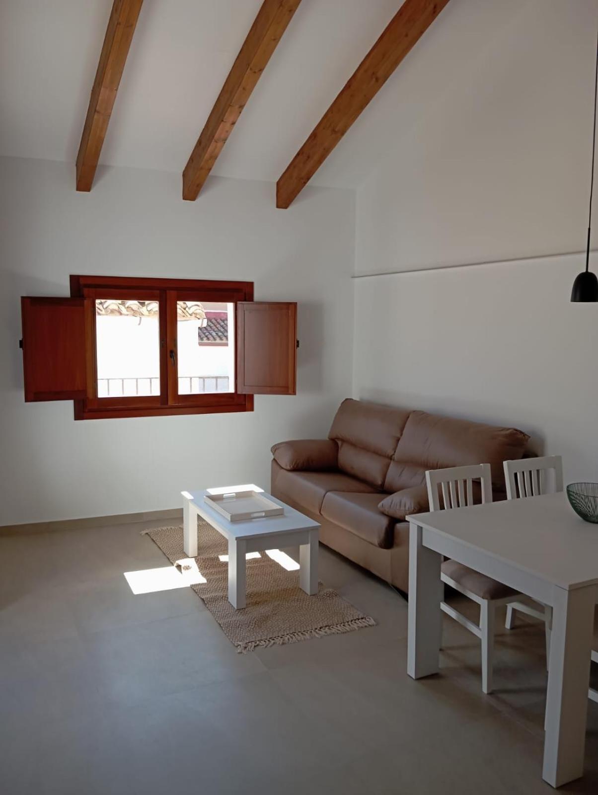 Apartamentos Turisticos La Bodegueta Utiel Dış mekan fotoğraf